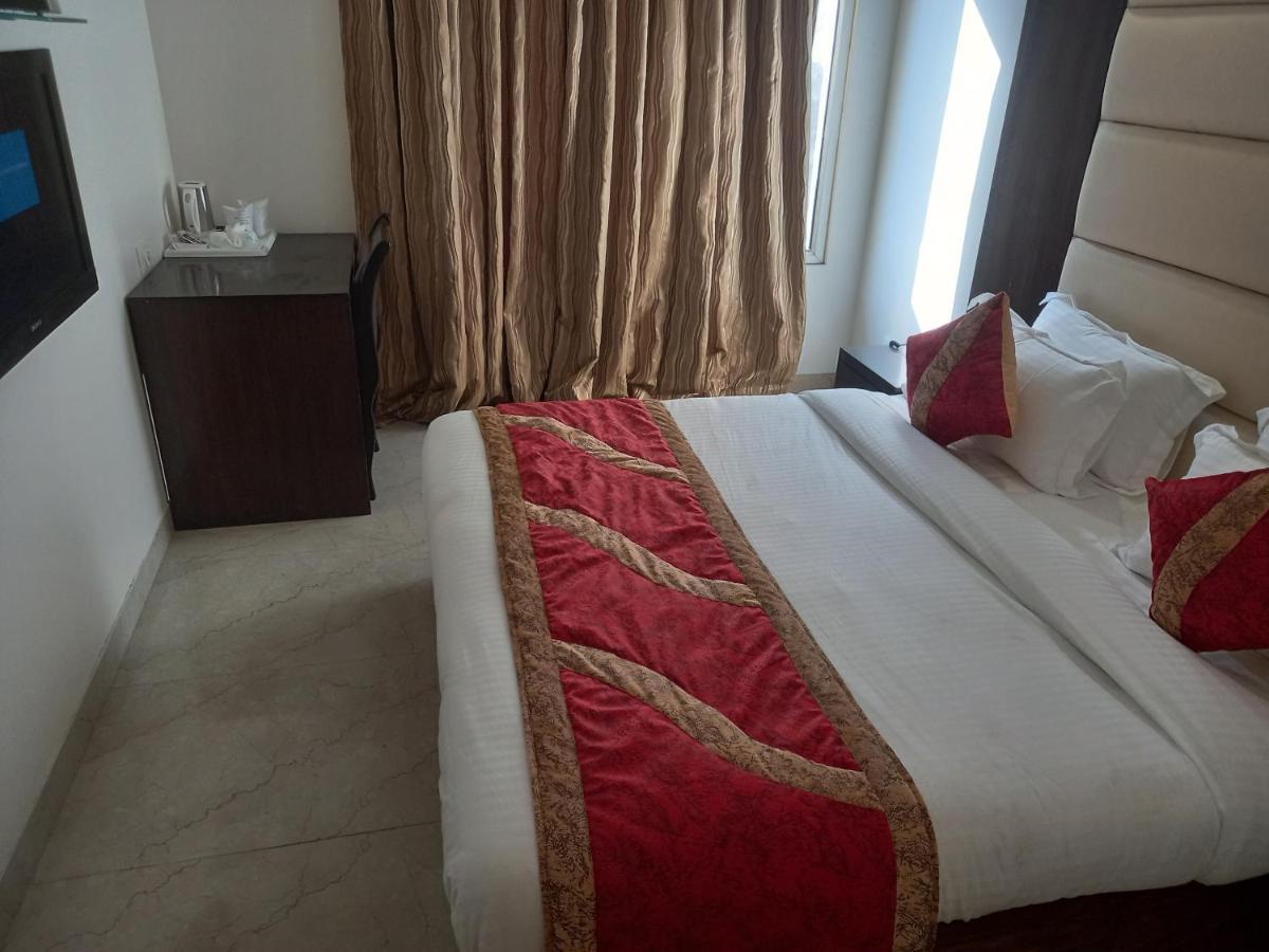Hotel Benz International Delhi  Luaran gambar