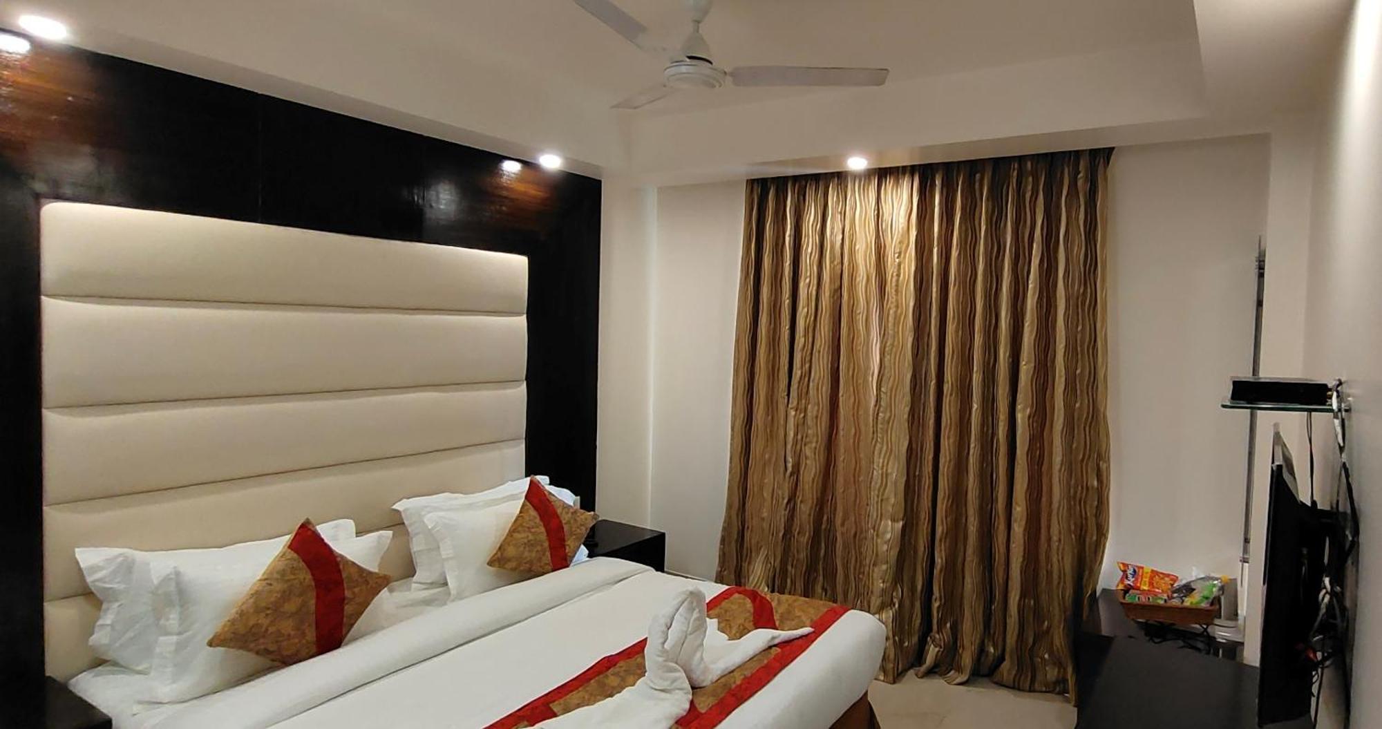 Hotel Benz International Delhi  Luaran gambar