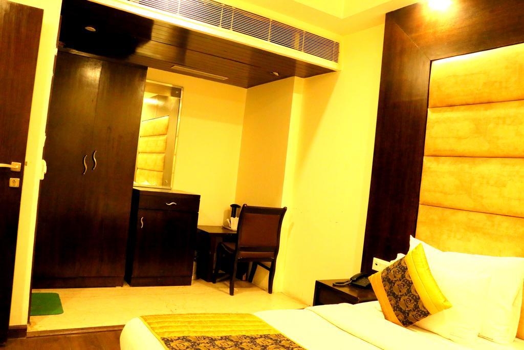 Hotel Benz International Delhi  Luaran gambar