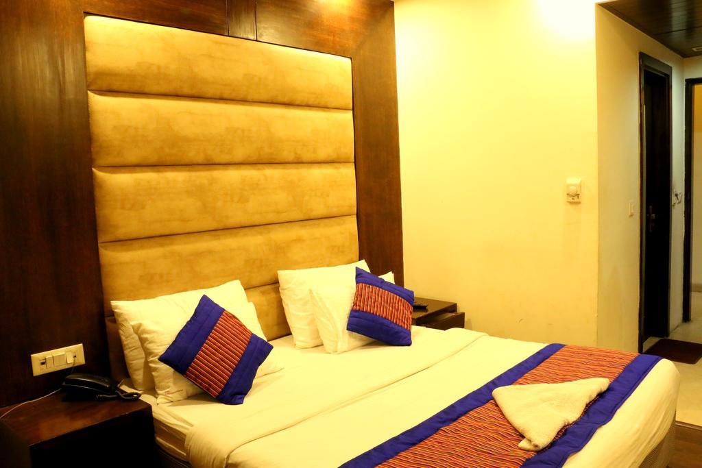 Hotel Benz International Delhi  Luaran gambar