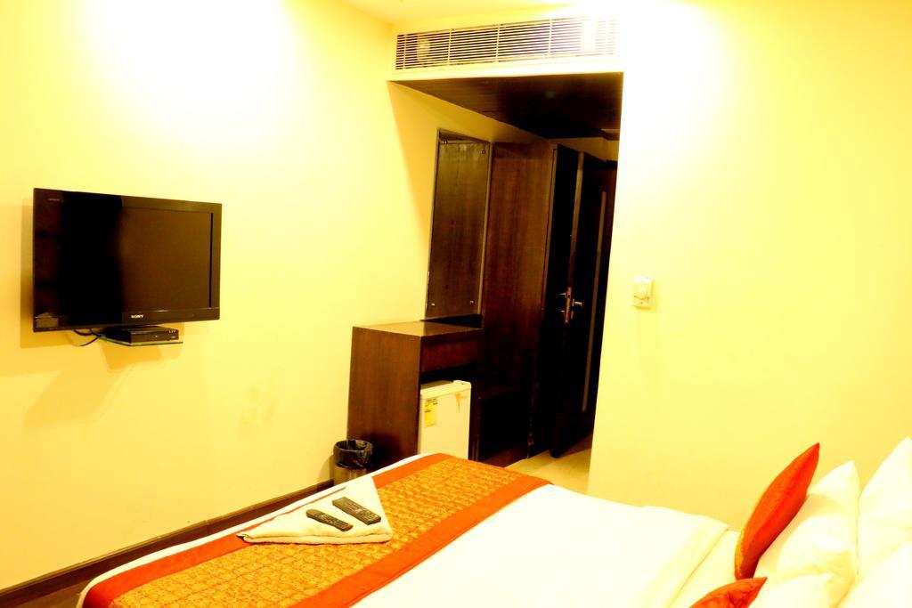 Hotel Benz International Delhi  Luaran gambar