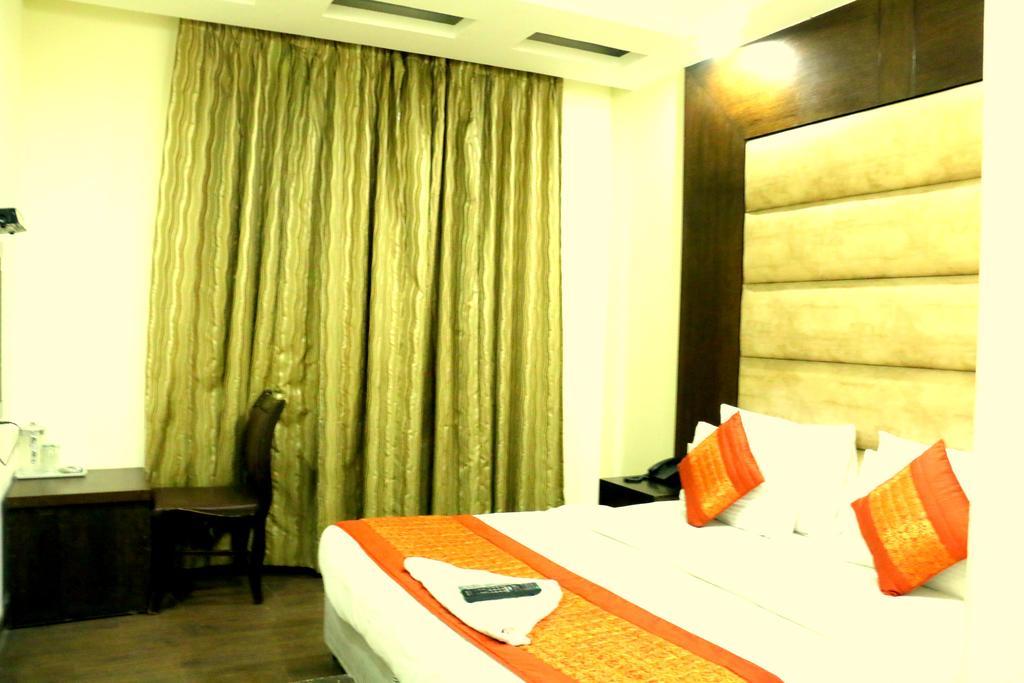 Hotel Benz International Delhi  Luaran gambar