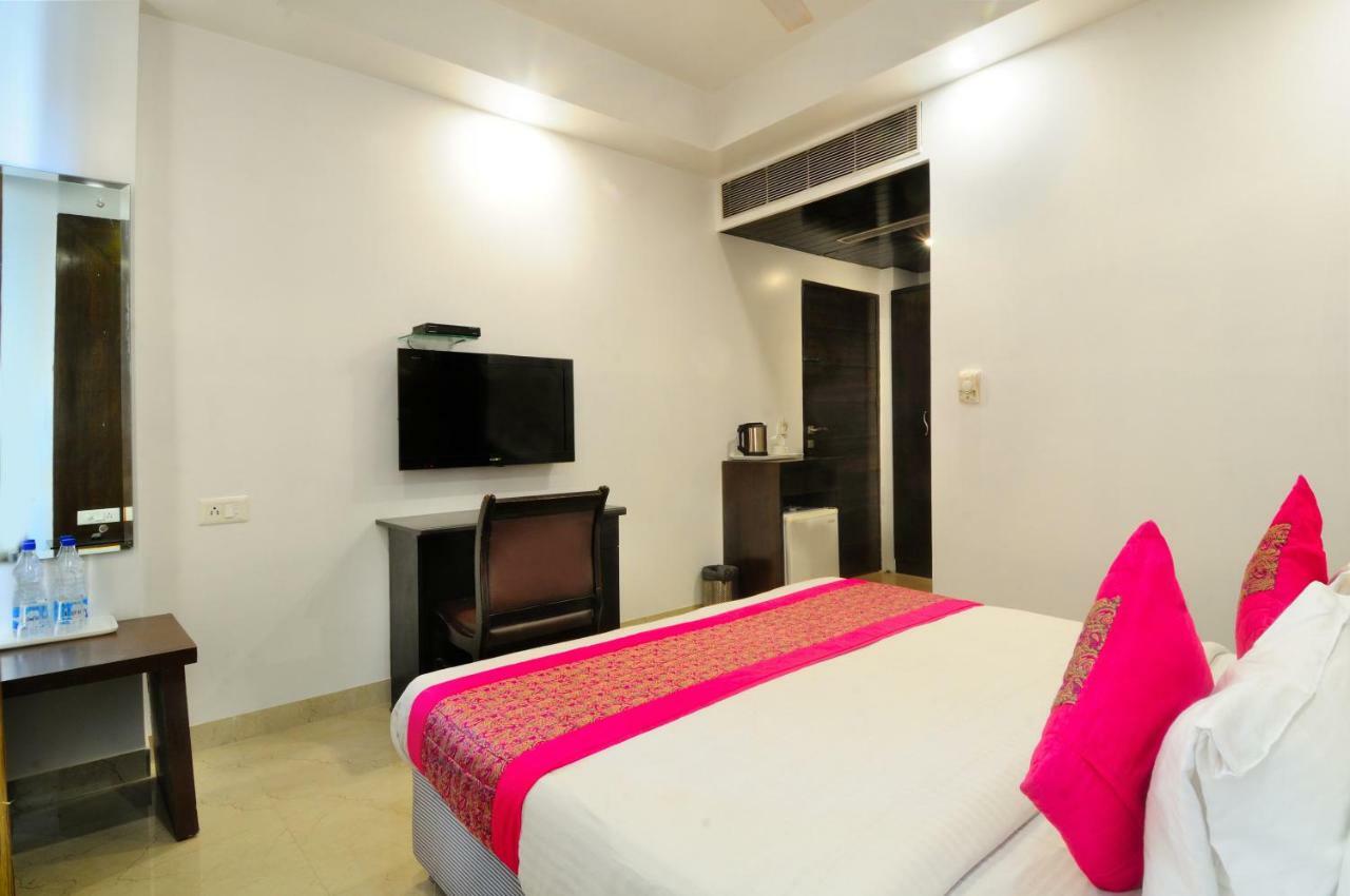 Hotel Benz International Delhi  Luaran gambar