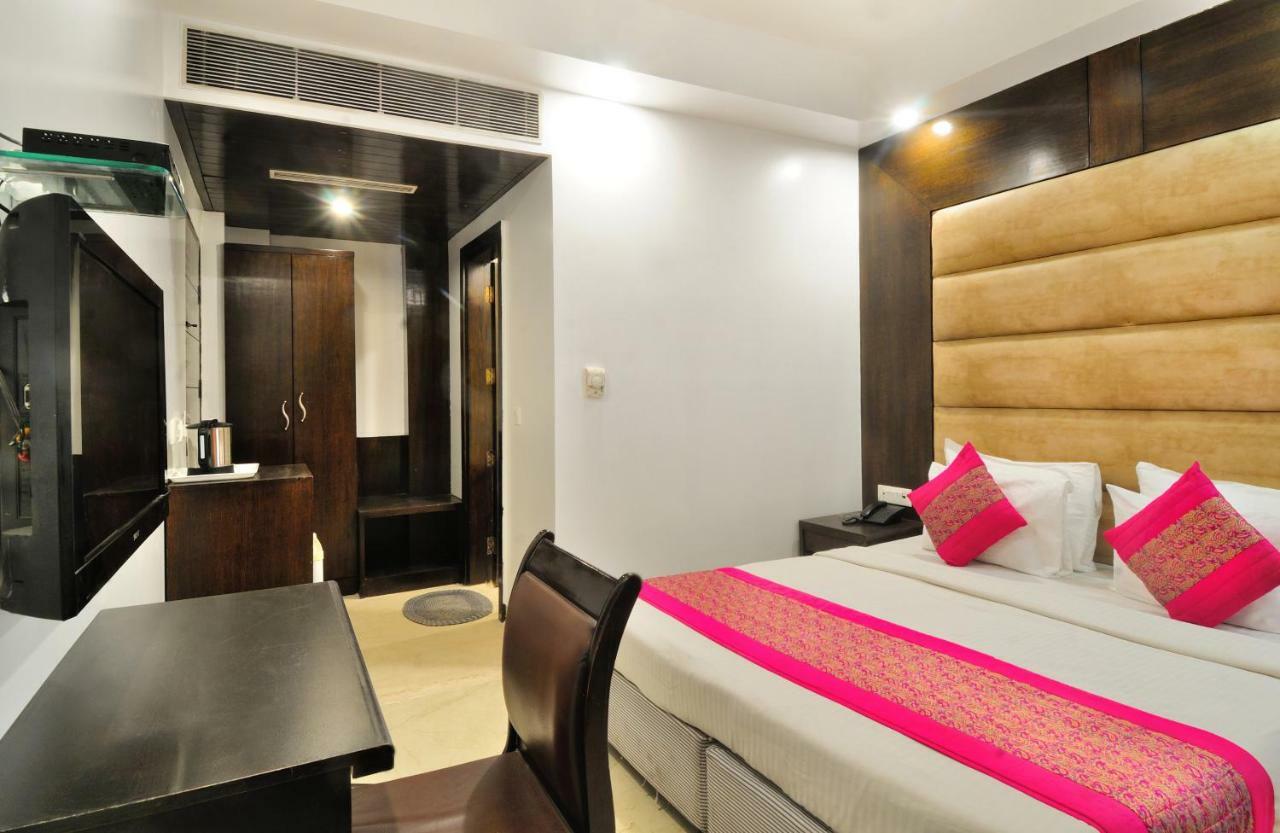 Hotel Benz International Delhi  Luaran gambar