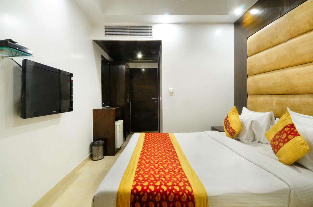 Hotel Benz International Delhi  Luaran gambar