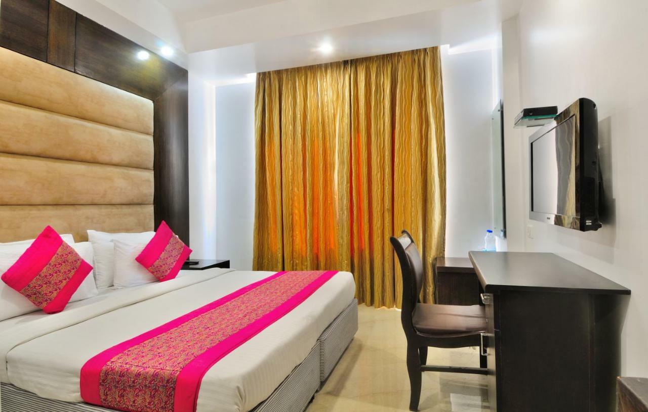 Hotel Benz International Delhi  Luaran gambar