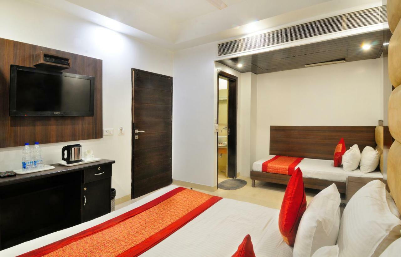 Hotel Benz International Delhi  Luaran gambar